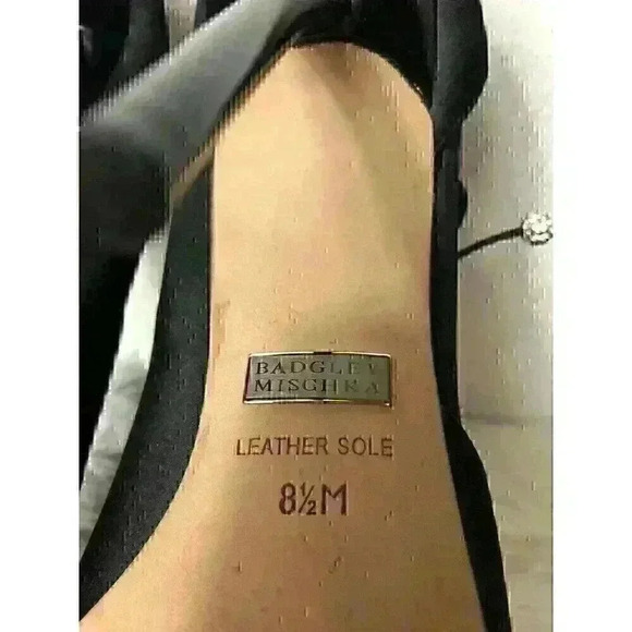 Badgley Mischka Womens Size 8.5 Black Satin Open Side 3'' Stilettos Heels Bow - Picture 7 of 7